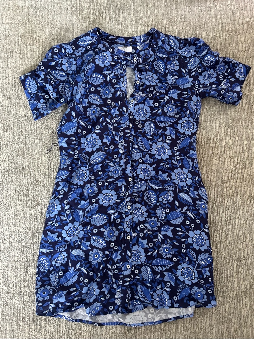 UNTUCKit Navy and Light Blue Floral Button-Front Dress